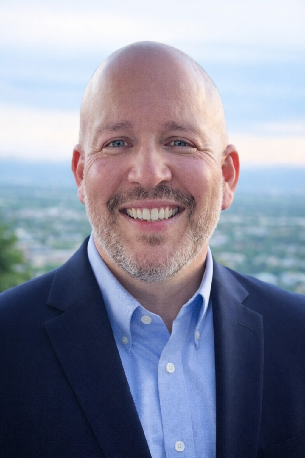 Pablo Alfonso headshot